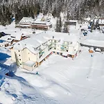 Lägenhet 207 *